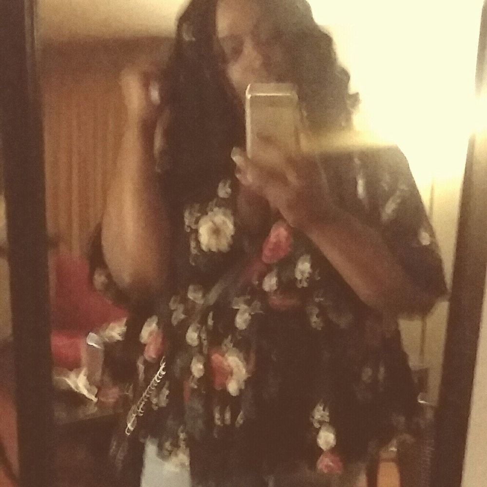 Meet your Posher, Pre